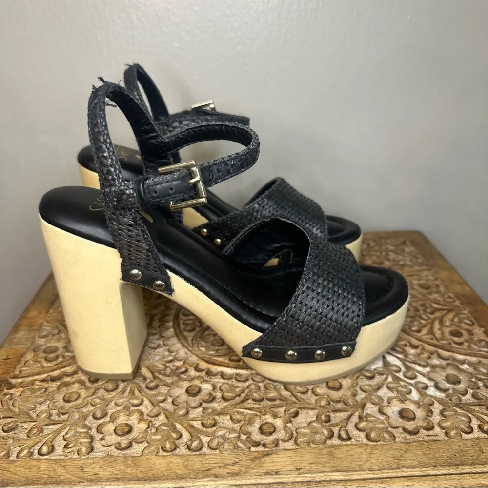 Franco Sarto Wally Rafia Black Platform Pump Sz 8